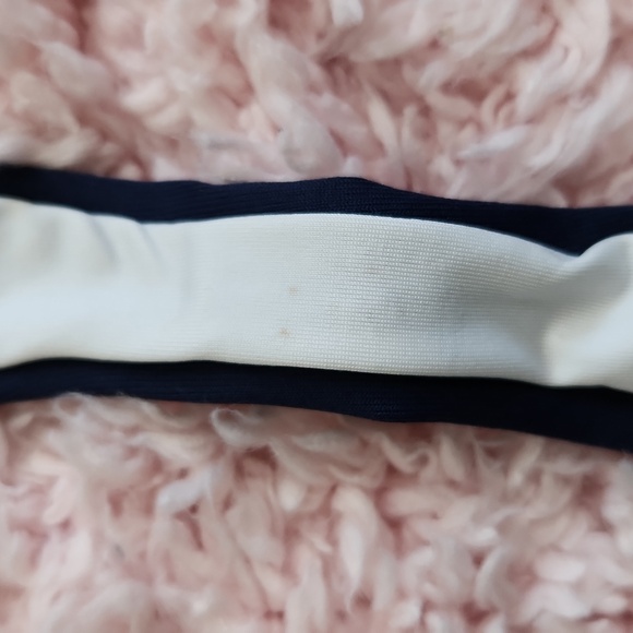 Thong bikini set small top medium bottoms - Picture 7 of 9